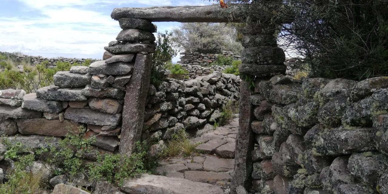 Taquile Hospedaje Mario Huillanopampa Extérieur photo